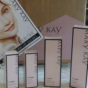 Mary Kay Mircle Set NWT
